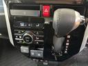 カスタムＧ　バックモニタ　横滑り防止システム　運転席助手席エアバック　障害物ソナー　左右電動スライドドア　スマ－トキ－　Ａ－ＳＴＯＰ　エアバック　エアコン　ＬＥＤライト　キーフリー　イモビ　ワンセグ　クルコン（13枚目）