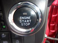 エンジンスタートボタンです！キーが車内にあれば、エンジンの始動・停止はブレーキを踏んでこのボタンを押すだけ☆　ワンプッシュでエンジンＯＮΣ（・ω・ノ）ノ！ 7