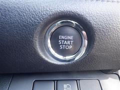 エンジンスタートボタンです！キーが車内にあれば、エンジンの始動・停止はブレーキを踏んでこのボタンを押すだけ☆　ワンプッシュでエンジンＯＮΣ（・ω・ノ）ノ！ 7