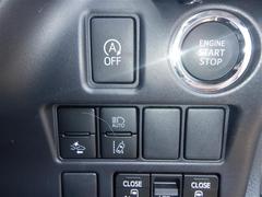 エンジンスタートボタンです！キーが車内にあれば、エンジンの始動・停止はブレーキを踏んでこのボタンを押すだけ☆　ワンプッシュでエンジンＯＮΣ（・ω・ノ）ノ！ 6