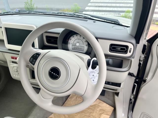 Ｌ　５型　Ｂｌｕｅｔｏｏｔｈ地デジナビ　フロアマット　バイザー付届出済み未使用車　ハンズフリー　ＣＤ　ＬＥＤヘッドライト　シートヒーター　ＵＳＢソケット　スマートキ―　オートエアコン　メーカー保証付(7枚目)