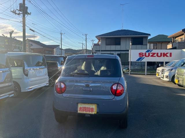 アルトラパンＬＣ ハイブリッドＬ　マイナー後モデル　Ｂｌｕｅｔｏｏｔｈナビ付届出済み未使用車　ハンズフリー　ＣＤ　スズキセーフティサポート　シートヒーター　オートエアコン　メーカー保証付（5枚目）