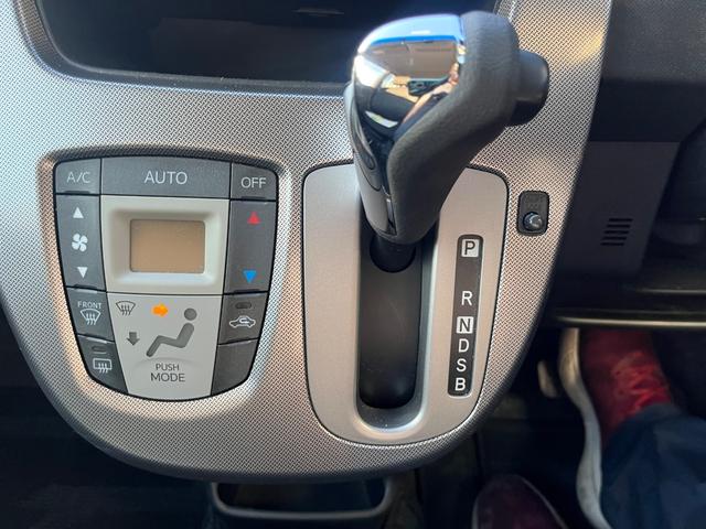 ステラ カスタムR 外装仕上げ済み Bluetoothフルセグ地デジナビ付 CD DVD再生 ETC プッシュスタートエンジン 保証付(8枚目)