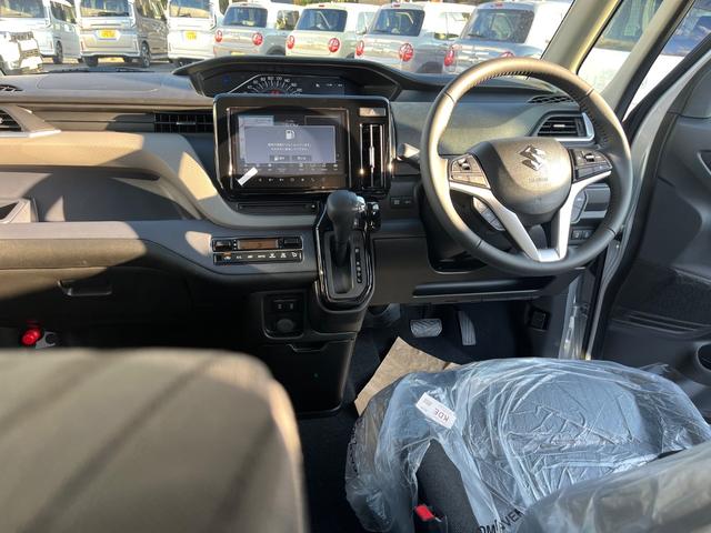 ソリオ ハイブリッドＭＺ　マイナー後モデル　メーカーオプションスズキコネクト全方位９型Ｂｌｕｅｔｏｏｔ地デジナビ付　　両側オートスライドドア　スズキセーフティサポート　ＬＥＤ　シートヒーター　メーカー保証（6枚目）