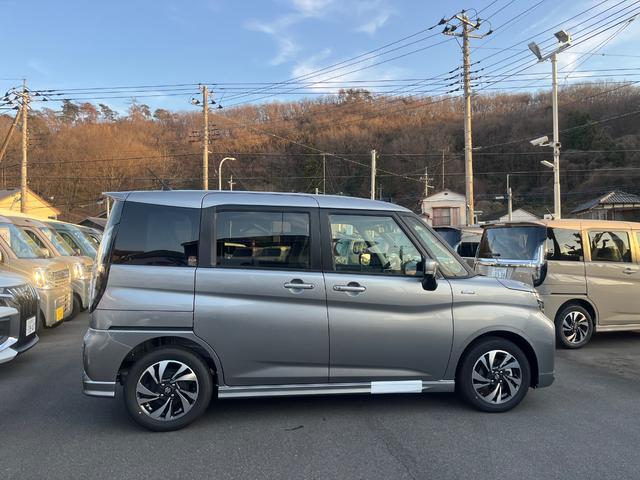 ソリオバンディット ハイブリッドＭＶ　メーカーオプションスズキコネクト全方位９型Ｂｌｕｅｔｏｏｔ地デジナビ　ＣＤ　　ＤＶＤ再生　両側オートスライドドア　スズキセーフティサポート　ＬＥＤヘッドライト　シートヒーター　メーカー保証付（5枚目）