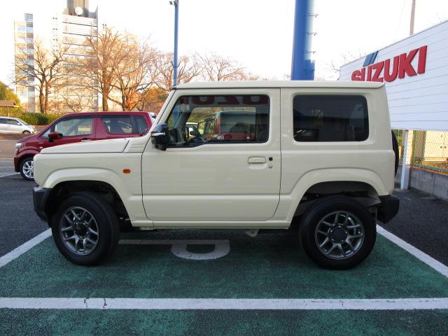 ジムニー ＸＣ　３型　純正ナビゲーション　４速オートマチック　スズキセーフティーサポート　衝突被害軽減ブレーキ　誤発進抑制機能　運転席・助手席シートヒーター　ステアリングオーディオスイッチ　アダプティブクルーズコントロール（5枚目）