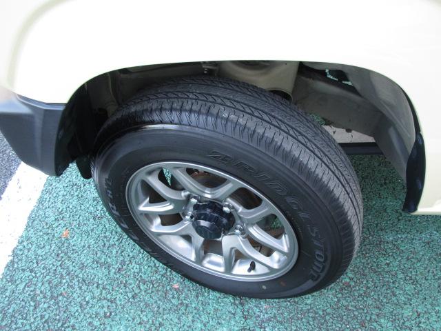 ジムニー ＸＣ　３型　純正ナビゲーション　４速オートマチック　スズキセーフティーサポート　衝突被害軽減ブレーキ　誤発進抑制機能　運転席・助手席シートヒーター　ステアリングオーディオスイッチ　アダプティブクルーズコントロール（19枚目）