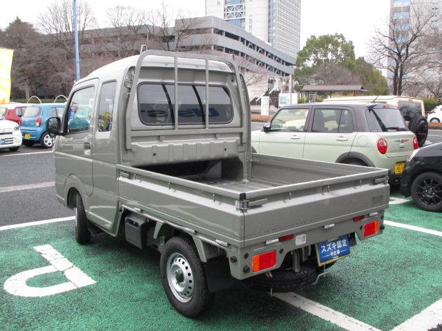 スーパーキャリイ スーパーキャリイ　Ｌ　５型　５速マニュアル　４ＷＤ　スズキセーフティーサポート　衝突被害軽減ブレーキ　誤発進抑制機能　キーレスエントリー　パワーウインドウ（9枚目）