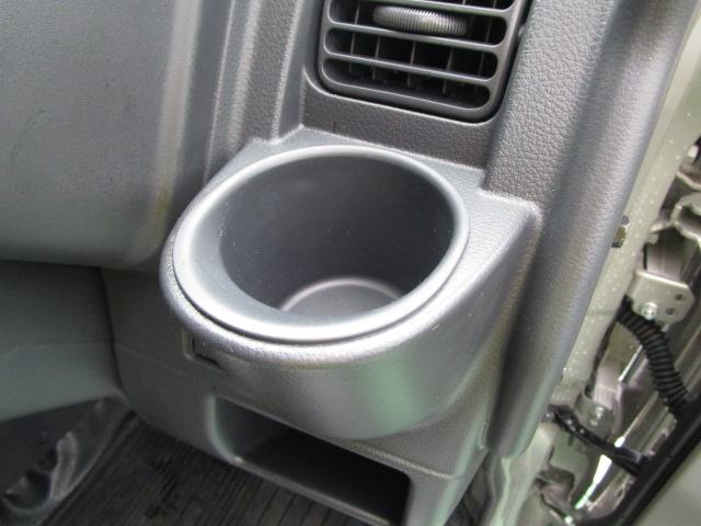 スーパーキャリイ スーパーキャリイ　Ｌ　５型　５速マニュアル　４ＷＤ　スズキセーフティーサポート　衝突被害軽減ブレーキ　誤発進抑制機能　キーレスエントリー　パワーウインドウ（28枚目）