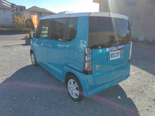 N-BOX 2トーンカラースタイル GターボSSパッケージ スマートキー 両側パワースライドドア ナビ TV バックカメラ ETC 衝突軽減ブレーキ シロ/水色ツートン オートクルーズ(9枚目)