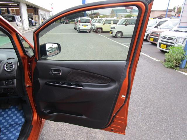 デイズ ハイウェイスターＧターボ　ターボ車　ナビゲーション　フルセグテレビ　ＣＤ・ＤＶＤ　Ｂｌｕｅｔｏｏｔｈ　全方位カメラ　ＥＴＣ　ＨＩＤヘッドライト　フォグランプ　クルーズコントロール　ステアリングスイッチ　オートライト（20枚目）