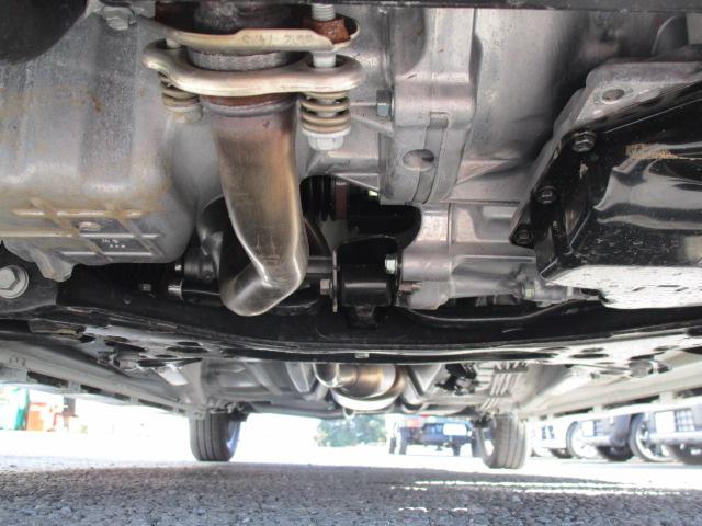 スペーシアカスタム カスタム　ＨＹＢＲＩＤ　ＸＳターボ　アウトレット価格です！ルーフ凹みの為！（12枚目）