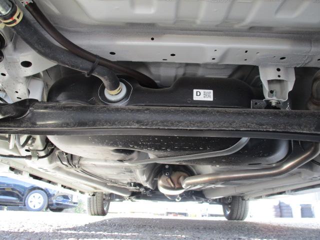 スペーシアカスタム カスタム　ＨＹＢＲＩＤ　ＸＳターボ　アウトレット価格です！ルーフ凹みの為！（13枚目）