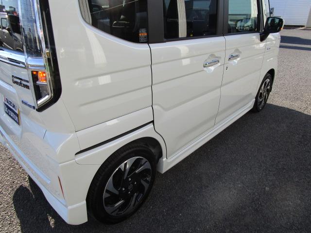 スペーシアカスタム カスタム　ＨＹＢＲＩＤ　ＸＳターボ　アウトレット価格です！ルーフ凹みの為！（20枚目）