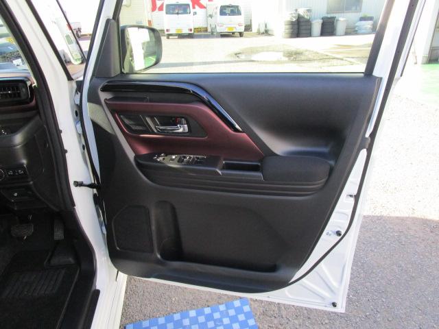 スペーシアカスタム カスタム　ＨＹＢＲＩＤ　ＸＳターボ　アウトレット価格です！ルーフ凹みの為！（42枚目）