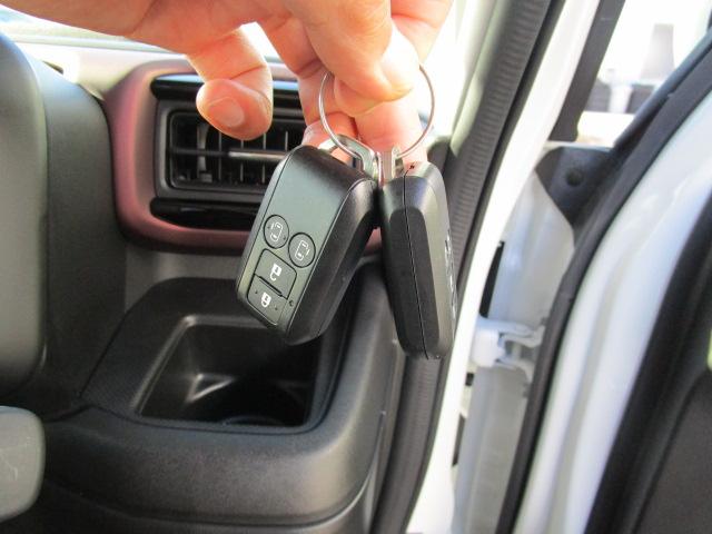 スペーシアカスタム カスタム　ＨＹＢＲＩＤ　ＸＳターボ　アウトレット価格です！ルーフ凹みの為！（50枚目）