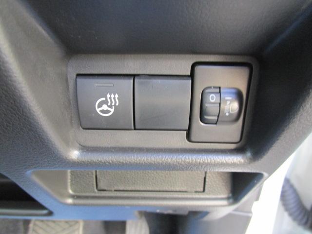 スペーシアカスタム カスタム　ＨＹＢＲＩＤ　ＸＳターボ　アウトレット価格です！ルーフ凹みの為！（52枚目）