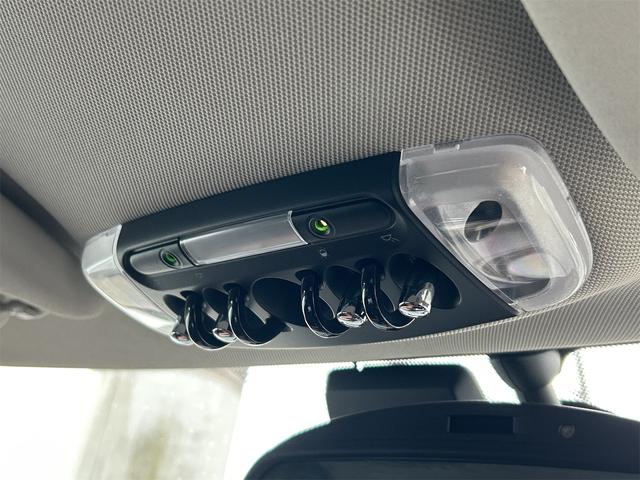 ＭＩＮＩ クーパーＳＤ　バックカメラ　ナビ　オートライト　アルミホイール　ＬＥＤヘッドランプ　アイドリングストップ　電動格納ミラー　ＡＴ　盗難防止システム　ＡＢＳ　ＥＳＣ　エアコン（47枚目）