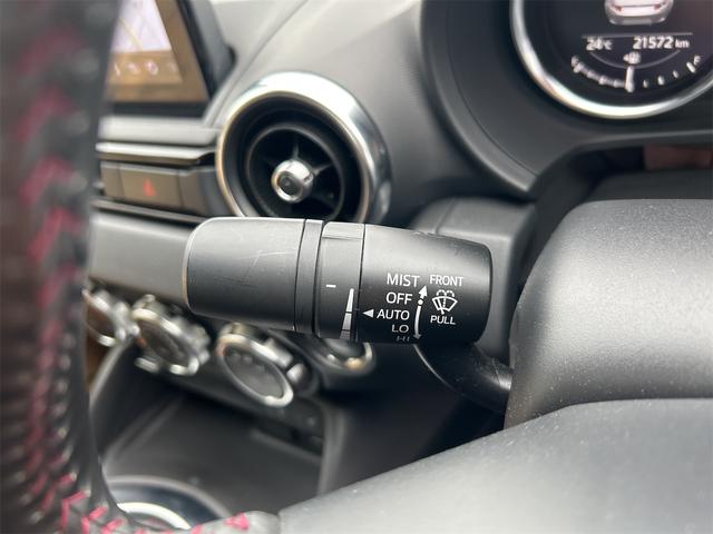 ロードスターＲＦ ＲＳ　オープンカー　バックカメラ　ナビ　クリアランスソナー　オートクルーズコントロール　レーンアシスト　衝突被害軽減システム　オートライト　ＬＥＤヘッドランプ　ＭＴ　スマートキー　シートヒーター（11枚目）