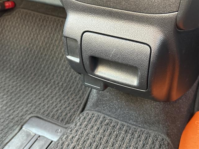 スペイド Ｆ　ＥＴＣ　バックカメラ　レーンアシスト　衝突被害軽減システム　電動スライドドア　オートマチックハイビーム　オートライト　スマートキー　アイドリングストップ　電動格納ミラー　ウォークスルー　ＣＶＴ（40枚目）