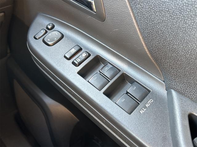 アルファード 240S 4WD ETC バックカメラ ナビ TV クリアランスソナー 両側電動スライドドア オートライト HID スマートキー 電動格納ミラー 後席モニター CVT アルミホイール CD DVD再生 USB(10枚目)