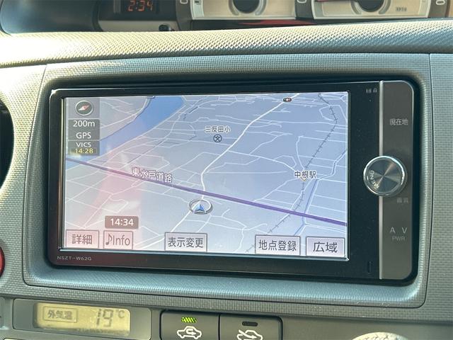 シエンタ DICEリミテッド ETC ナビ TV 両側スライド・片側電動 HID キーレスエントリー 電動格納ミラー 3列シート CVT CD DVD再生 Bluetooth 衝突安全ボディ ABS エアコン パワーステアリング(4枚目)