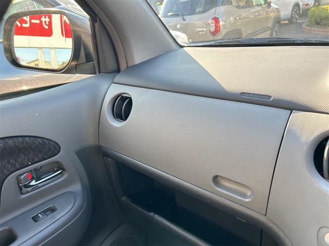 シエンタ DICEリミテッド ETC ナビ TV 両側スライド・片側電動 HID キーレスエントリー 電動格納ミラー 3列シート CVT CD DVD再生 Bluetooth 衝突安全ボディ ABS エアコン パワーステアリング(33枚目)