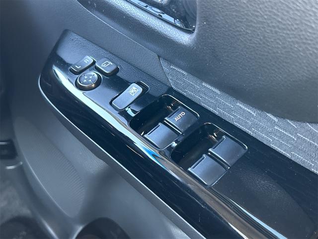 スペーシアカスタム XS バックカメラ 両側スライド・片側電動 オートライト HID スマートキー アイドリングストップ 電動格納ミラー ベンチシート CVT 盗難防止システム ABS アルミホイール 衝突安全ボディ エアコン(11枚目)