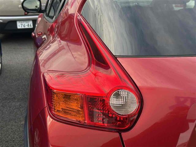 ジューク 15RX タイプV ETC バックカメラ ナビ TV オートライト アルミホイール スマートキー 電動格納ミラー CVT 盗難防止システム 衝突安全ボディ CD Bluetooth ABS エアコン パワーステアリング(17枚目)