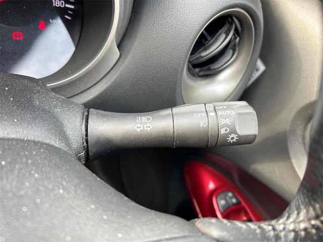 ジューク 15RX タイプV ETC バックカメラ ナビ TV オートライト アルミホイール スマートキー 電動格納ミラー CVT 盗難防止システム 衝突安全ボディ CD Bluetooth ABS エアコン パワーステアリング(42枚目)