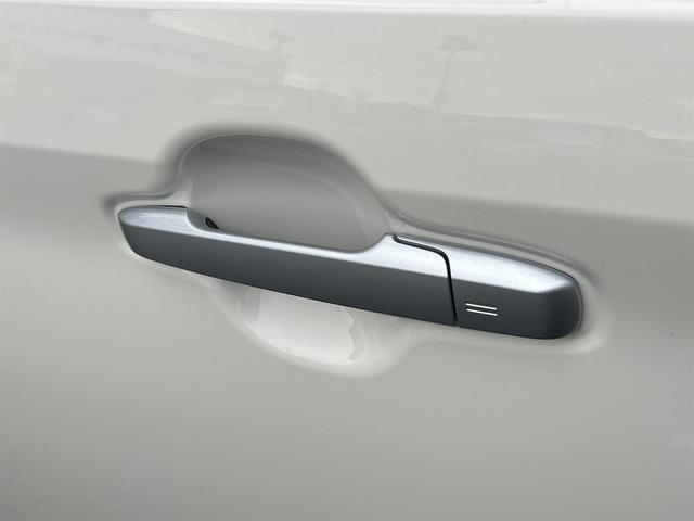 ムーヴ Ｘ　ドライブレコーダー　両側スライド・片側電動　クリアランスソナー　衝突被害軽減システム　オートライト　ＬＥＤヘッドランプ　スマートキー　アイドリングストップ　電動格納ミラー　ベンチシート（22枚目）