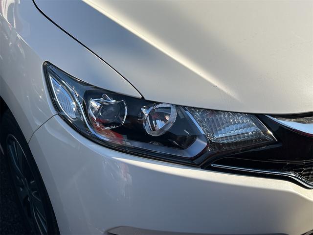 フィットハイブリッド Ｌパッケージ　ドライブレコーダー　ＥＴＣ　バックカメラ　ナビ　ＴＶ　オートライト　スマートキー　電動格納ミラー　ＡＴ　盗難防止システム　衝突安全ボディ　アルミホイール　ＣＤ　ＤＶＤ再生　ＵＳＢ（33枚目）