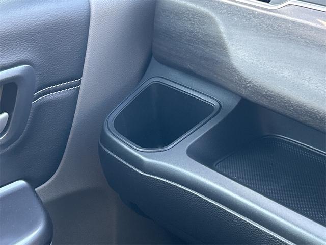 フリード+ハイブリッド ハイブリッドEX ETC バックカメラ ナビ TV 両側電動スライドドア オートクルーズコントロール レーンアシスト 衝突被害軽減システム オートライト LEDヘッドランプ スマートキー(41枚目)