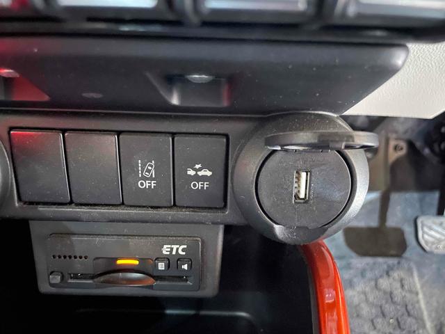 �Փ˔�Q�y���V�X�e���I�O���ԗ��ƑΌ��ԗ��A���s�҂̐ڋ߂����m���āA�x���A�I�[�g�u���[�L��X�e�A�����O�U���Ȃǂɂ���ďՓˉ�����x�����Ă���܂��B