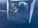 シフトレバー。ぜひ一度お客様の目で確認してください。