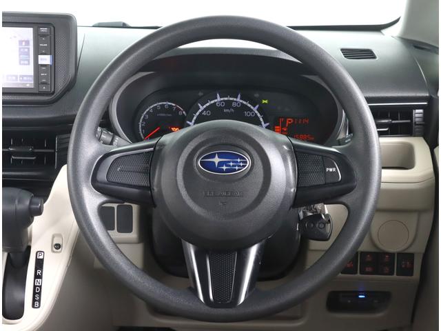 ステラ L スマートアシスト 常時全輪駆動 ケンウッドナビ ETC 4WD スマートアシスト 元弊社社用車 元レンタカー アイドリングストップ ETC ケンウッドナビ 電動格納ミラー フルセグTV 14インチアルミホイール オートライト DVD パンク修理キット(11枚目)