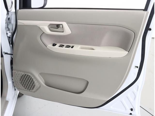 ステラ L スマートアシスト 常時全輪駆動 ケンウッドナビ ETC 4WD スマートアシスト 元弊社社用車 元レンタカー アイドリングストップ ETC ケンウッドナビ 電動格納ミラー フルセグTV 14インチアルミホイール オートライト DVD パンク修理キット(15枚目)