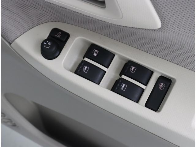 ステラ L スマートアシスト 常時全輪駆動 ケンウッドナビ ETC 4WD スマートアシスト 元弊社社用車 元レンタカー アイドリングストップ ETC ケンウッドナビ 電動格納ミラー フルセグTV 14インチアルミホイール オートライト DVD パンク修理キット(16枚目)