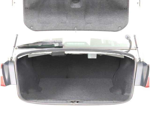 レガシィB4 Limited 黒革 コーナーセンサー タイヤ新品 ハーマン ブラックレザー アイサイトver.3 アイスト バックカメラ 全車速追従クルコン ヒルスタート キーレスアクセス プッシュスタート ETC ハーマンカードン ナビ フルセグTV Fグリル ワンオナ(10枚目)