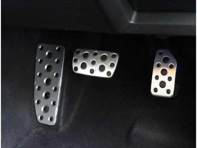 インプレッサスポーツ ＳＴＩスポーツ　専用内装＆足回り　前後ドラレコ　ＥＴＣ付き！　全車速追従クルコン　停止保持　ＡＷＤ　アイサイトｖｅｒ．３　ＥＴＣ　ダイヤトーンナビ　８インチ　視界拡張　リヤビューカメラ　トノカバー　１８インチＡＷ　フルセグＴＶ　純正前後ドラレコ　記録簿　ワンオナ（14枚目）