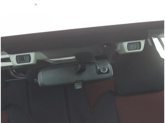 インプレッサスポーツ ＳＴＩスポーツ　専用内装＆足回り　前後ドラレコ　ＥＴＣ付き！　全車速追従クルコン　停止保持　ＡＷＤ　アイサイトｖｅｒ．３　ＥＴＣ　ダイヤトーンナビ　８インチ　視界拡張　リヤビューカメラ　トノカバー　１８インチＡＷ　フルセグＴＶ　純正前後ドラレコ　記録簿　ワンオナ（26枚目）