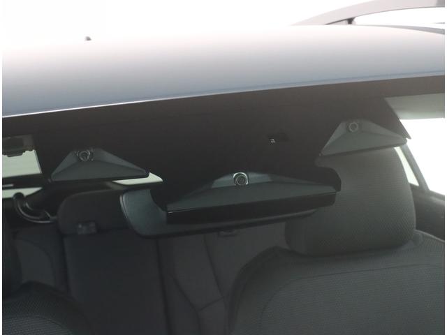 クロストレック リミテッド　ナビ　バックカメラ　ＥＴＣ　新世代アイサイト　ナビ　バックカメラ　ＥＴＣ２．０　フロントカメラ　サイドカメラ　ルーフレール　オートライト　電動格納ミラー　キーレスエントリー　スマートキー　寒冷地仕様　１８インチアルミホイール（8枚目）