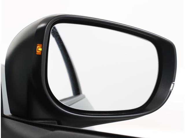 クロストレック リミテッド　ナビ　バックカメラ　ＥＴＣ　新世代アイサイト　ナビ　バックカメラ　ＥＴＣ２．０　フロントカメラ　サイドカメラ　ルーフレール　オートライト　電動格納ミラー　キーレスエントリー　スマートキー　寒冷地仕様　１８インチアルミホイール（10枚目）