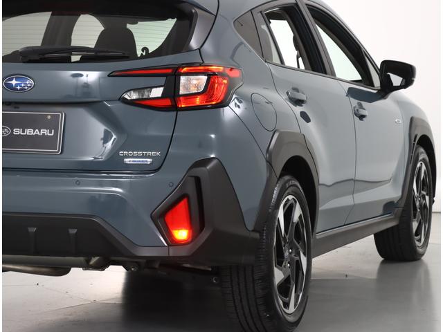 クロストレック リミテッド　ナビ　バックカメラ　ＥＴＣ　新世代アイサイト　ナビ　バックカメラ　ＥＴＣ２．０　フロントカメラ　サイドカメラ　ルーフレール　オートライト　電動格納ミラー　キーレスエントリー　スマートキー　寒冷地仕様　１８インチアルミホイール（37枚目）