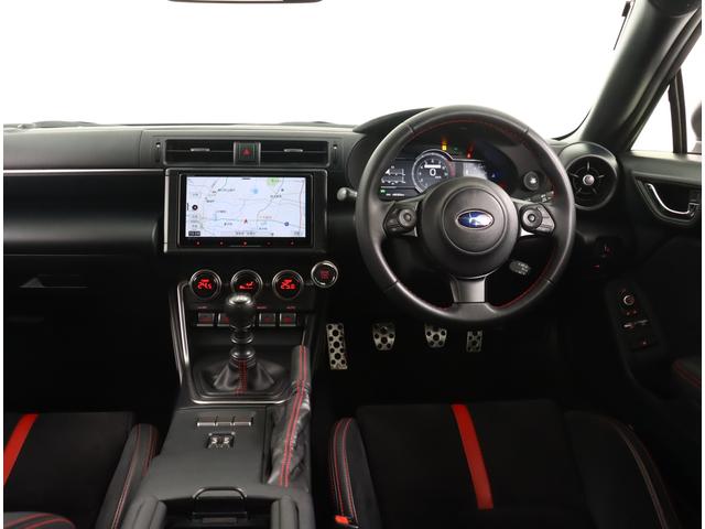 ＢＲＺ Ｓ　６ＭＴ　９型ナビ　ＥＴＣ　前後ドラレコ　アイサイト付き　ＬＥＤ　フルセグＴＶ　ハイビームアシスト　パイオニア９インチナビ　リヤビューカメラ　ＤＶＤ　１８ＡＷ　クルコン　アイサイト　キーレス　プッシュスタート　クラッチペダル　６速マニュアル　無鉛プレミアム（3枚目）