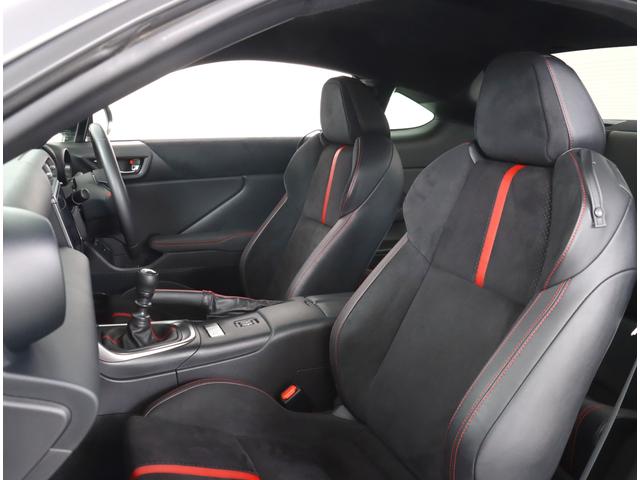 ＢＲＺ Ｓ　６ＭＴ　９型ナビ　ＥＴＣ　前後ドラレコ　アイサイト付き　ＬＥＤ　フルセグＴＶ　ハイビームアシスト　パイオニア９インチナビ　リヤビューカメラ　ＤＶＤ　１８ＡＷ　クルコン　アイサイト　キーレス　プッシュスタート　クラッチペダル　６速マニュアル　無鉛プレミアム（4枚目）