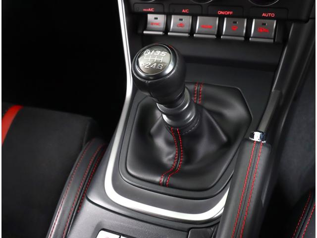 ＢＲＺ Ｓ　６ＭＴ　９型ナビ　ＥＴＣ　前後ドラレコ　アイサイト付き　ＬＥＤ　フルセグＴＶ　ハイビームアシスト　パイオニア９インチナビ　リヤビューカメラ　ＤＶＤ　１８ＡＷ　クルコン　アイサイト　キーレス　プッシュスタート　クラッチペダル　６速マニュアル　無鉛プレミアム（6枚目）