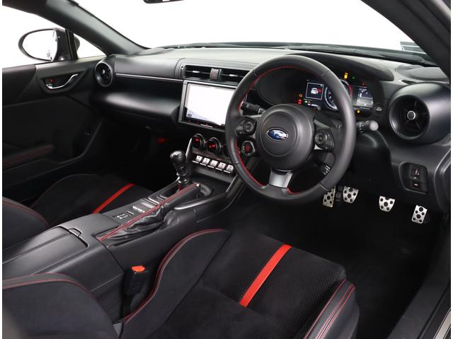 ＢＲＺ Ｓ　６ＭＴ　９型ナビ　ＥＴＣ　前後ドラレコ　アイサイト付き　ＬＥＤ　フルセグＴＶ　ハイビームアシスト　パイオニア９インチナビ　リヤビューカメラ　ＤＶＤ　１８ＡＷ　クルコン　アイサイト　キーレス　プッシュスタート　クラッチペダル　６速マニュアル　無鉛プレミアム（28枚目）