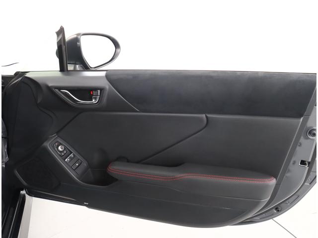 ＢＲＺ Ｓ　６ＭＴ　９型ナビ　ＥＴＣ　前後ドラレコ　アイサイト付き　ＬＥＤ　フルセグＴＶ　ハイビームアシスト　パイオニア９インチナビ　リヤビューカメラ　ＤＶＤ　１８ＡＷ　クルコン　アイサイト　キーレス　プッシュスタート　クラッチペダル　６速マニュアル　無鉛プレミアム（29枚目）