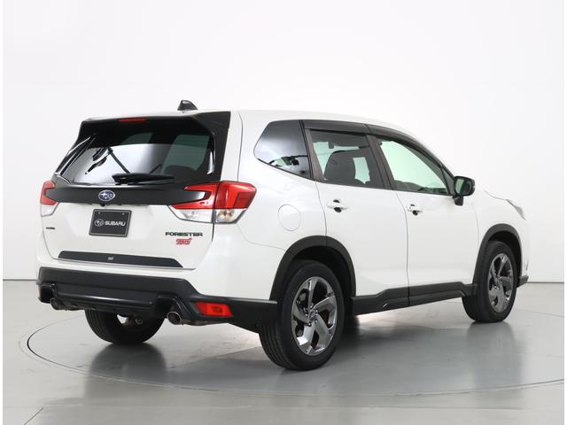 フォレスター STIスポーツ ダイヤトーン ETC2.0 新世代アイサイト 本革シート 全車速追従クルコン 後退ブレーキアシスト 停止保持 アダプティブドライビングビーム サイドカメラ リヤカメラ ナビ連動ドラレコ 前後録画 アイスト プッシュスタート 記録簿 ワンオナ(2枚目)